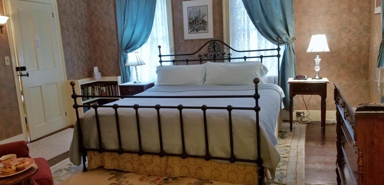 Centennial House Bed And Breakfast Northfield Extérieur photo
